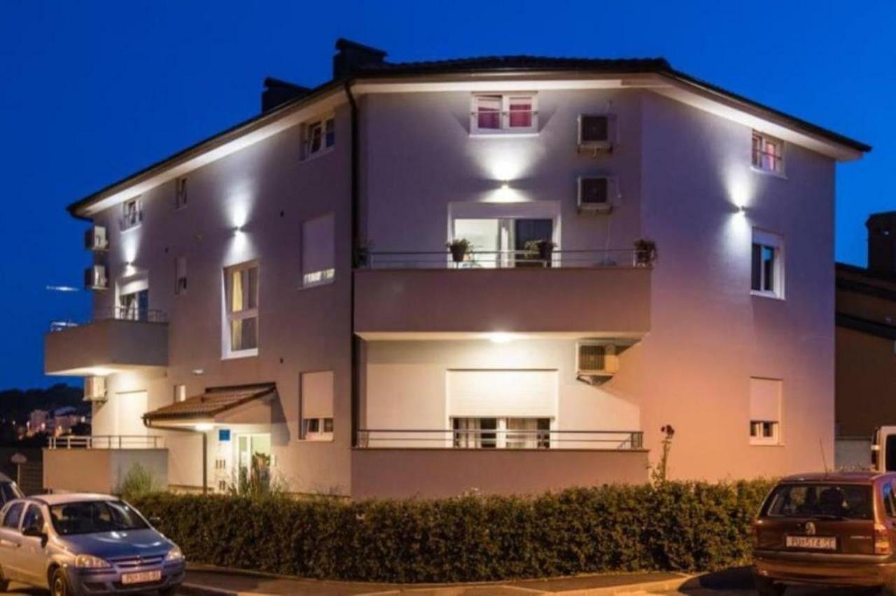 Antonija Apartment Pula Exterior foto